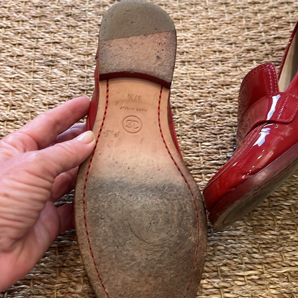 Patent red Chanel loafers - Picture 3 of 6